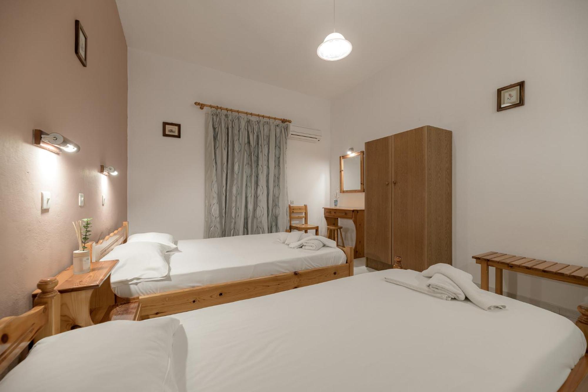 Anthi Studios & Apartments Alykes  Eksteriør billede